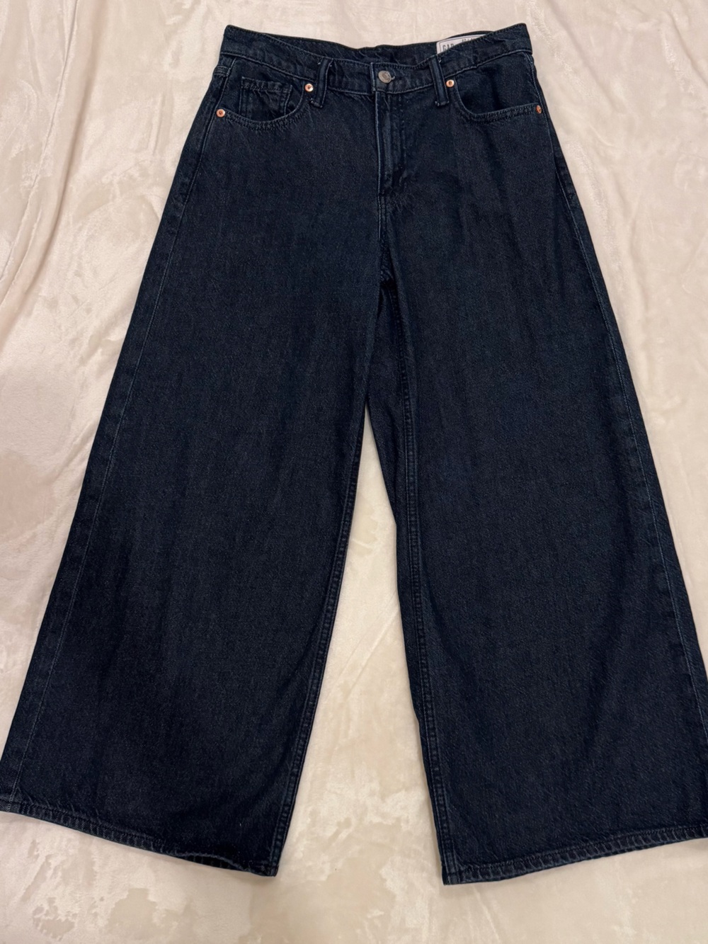 GAP Baggy Mid Rise Wide-Leg Jeans in Dark Indigo, 4P/27